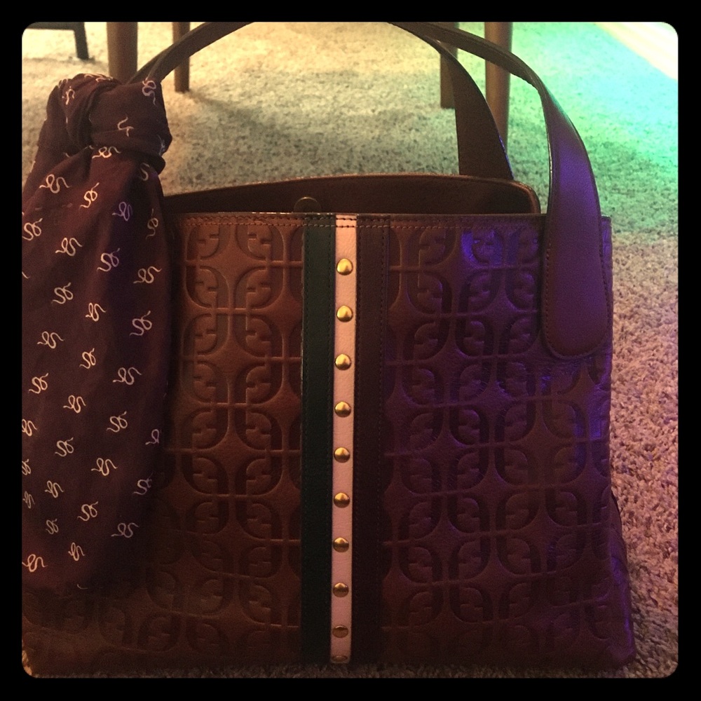 Fossil purse